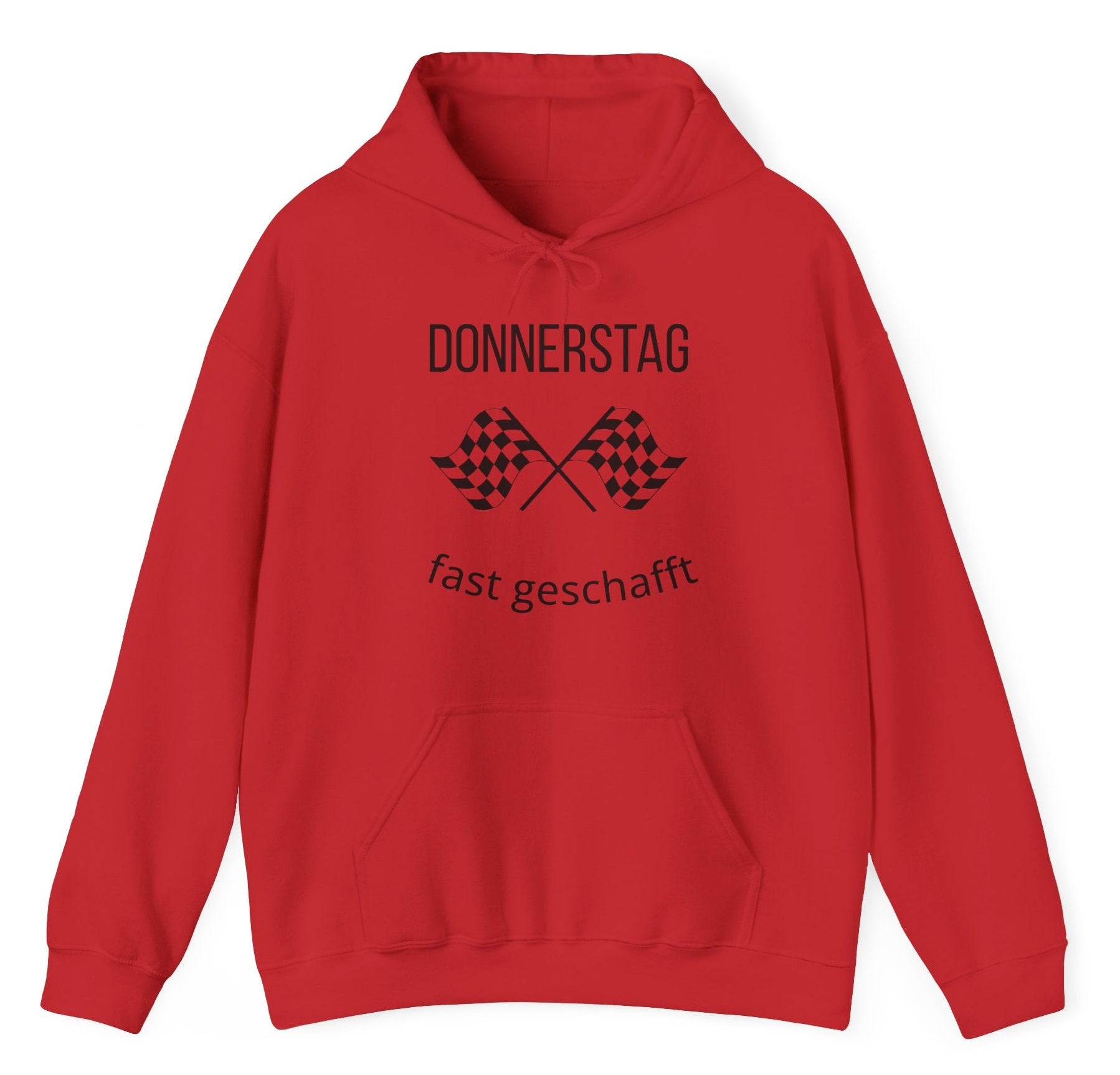 Roter Hoodie mit dem Spruch „Donnerstag – fast geschafft“ und zwei Zielflaggen als Motiv.
