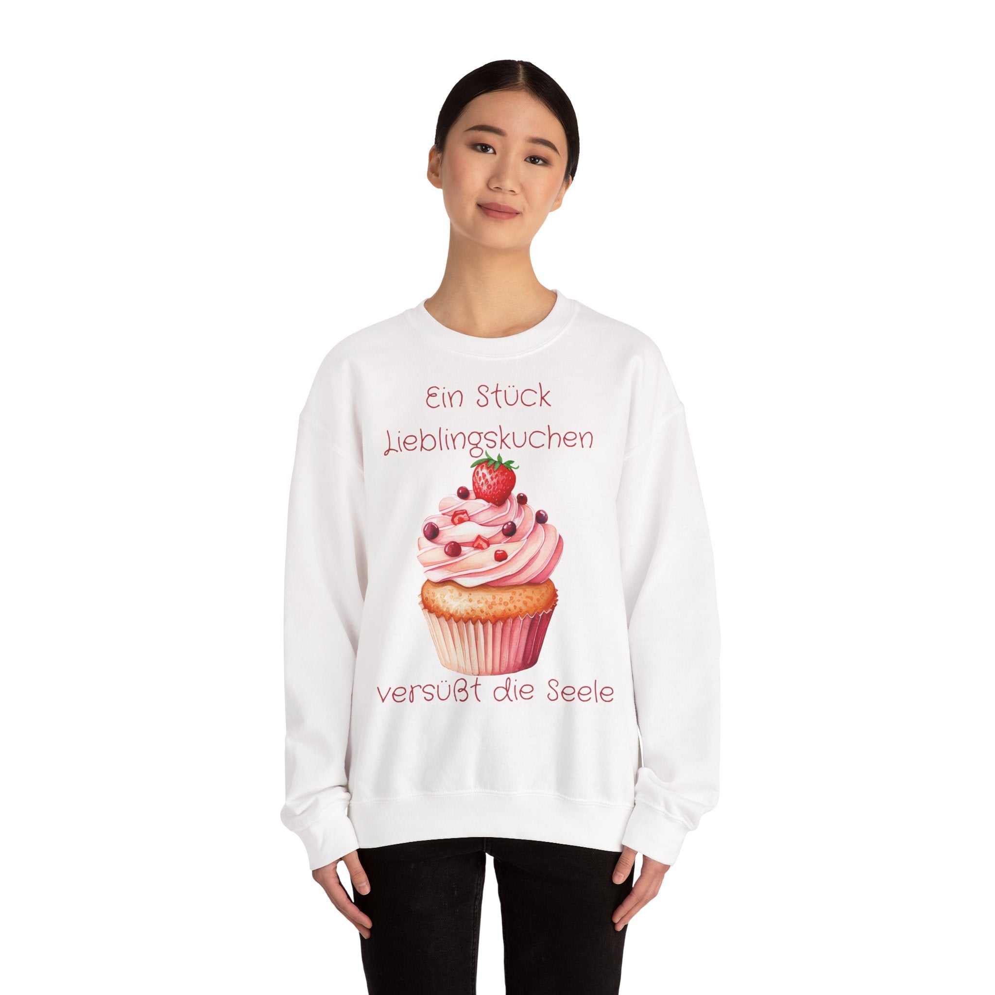 Ein Stück Lieblingskuchen versüßt die Seele Sweatshirt – Süßes Kuchen Sweatshirt – Cozy Backliebe Pullover