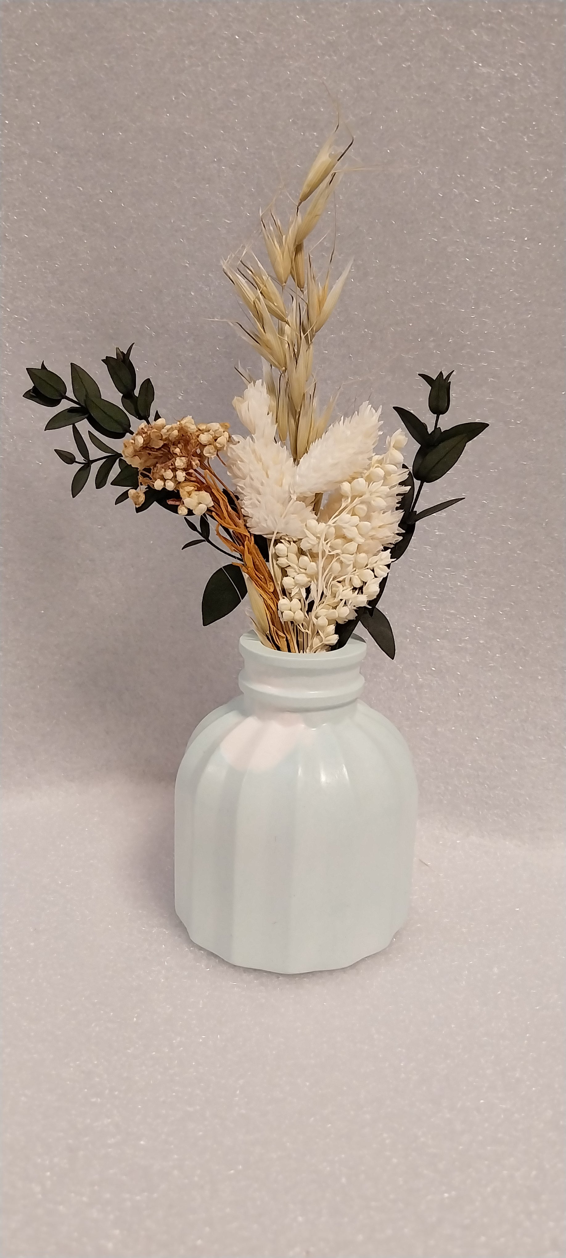 Keramik Vase geriffelt mint weiß Einzelstück handgefertigt Trockenblumen Vase Wohnaccessoire Deko