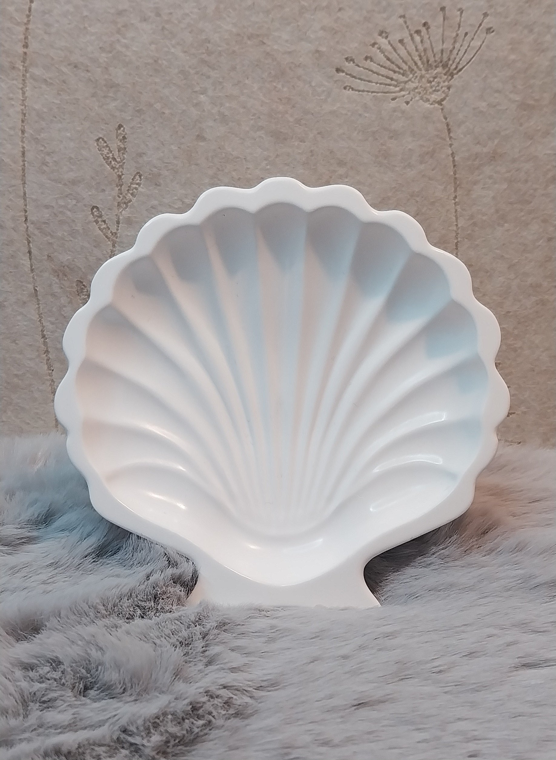 Muschel Schale flach aus Keramik – Dekoschale in Weiß oder Farbwunsch – maritime Deko ca. 10 cm