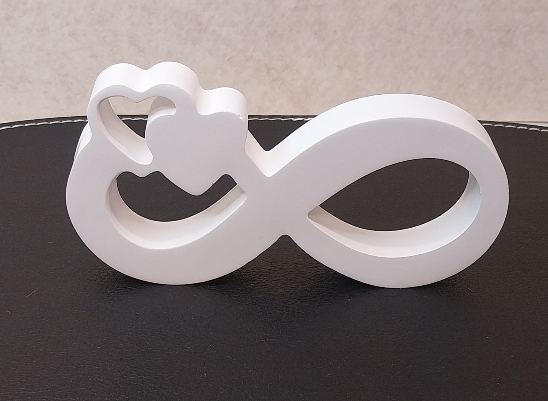 Unendlichkeitszeichen Keramik Deko handgefertigt weiß Farbwunsch Liebe Symbol Wohnaccessoire Geschenkidee