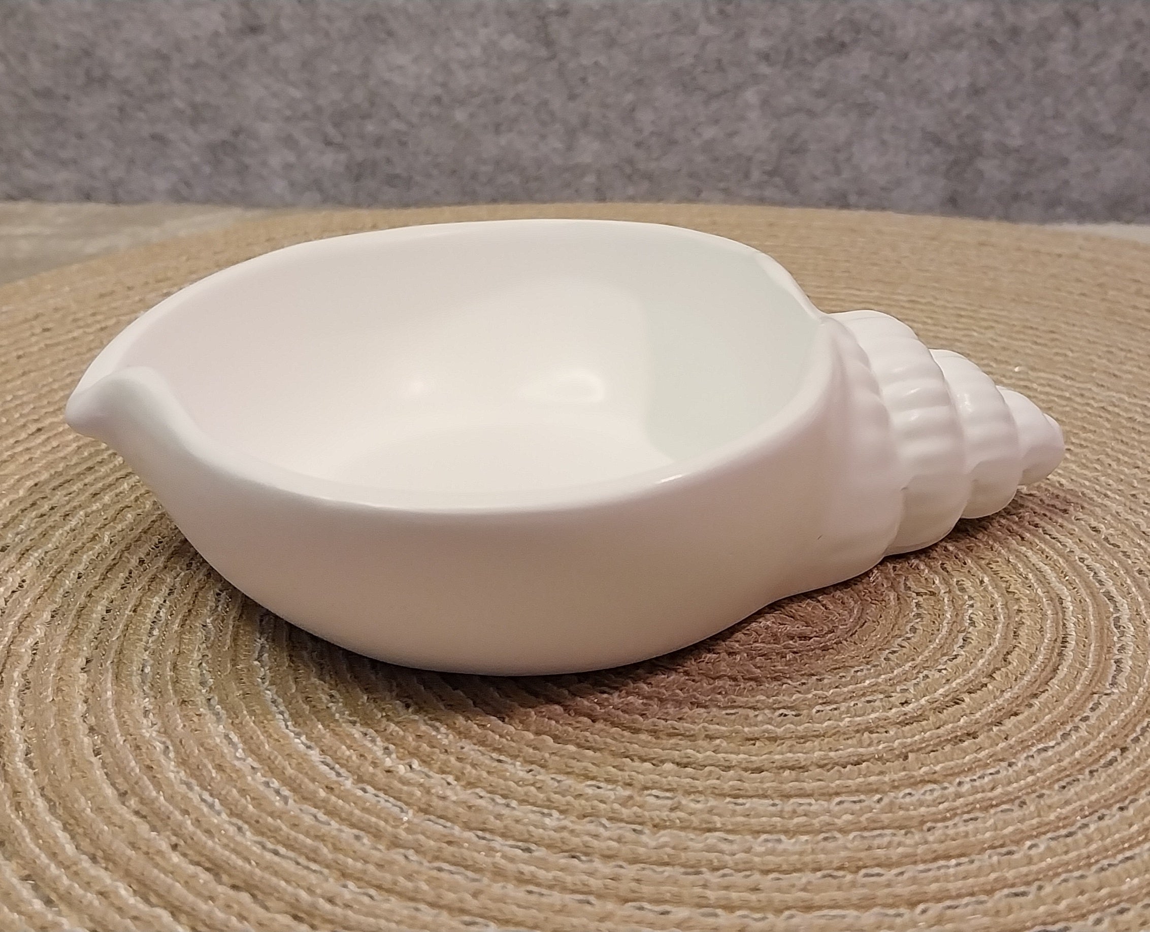 Große Muschelschale aus Keramik – Maritime Deko & Schmuckschale