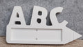 ABC Wunscherfüller | Geldgeschenk Einschulung | Gutscheinhalter Schule | Keramik Deko Weiß & Farbwunsch
