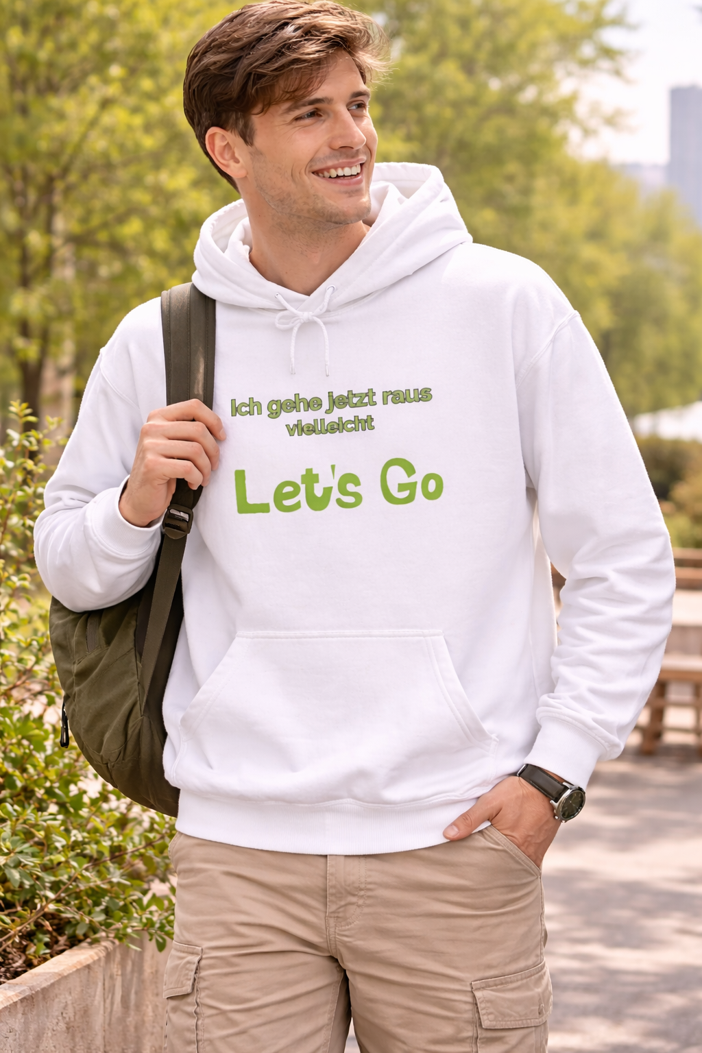 Weißer oder dunkelgrauer Unisex Hoodie mit dem humorvollen Spruch „Ich gehe jetzt raus ... vielleicht“ als lustige Geschenkidee für Introvertierte und Couch-Liebhaber.