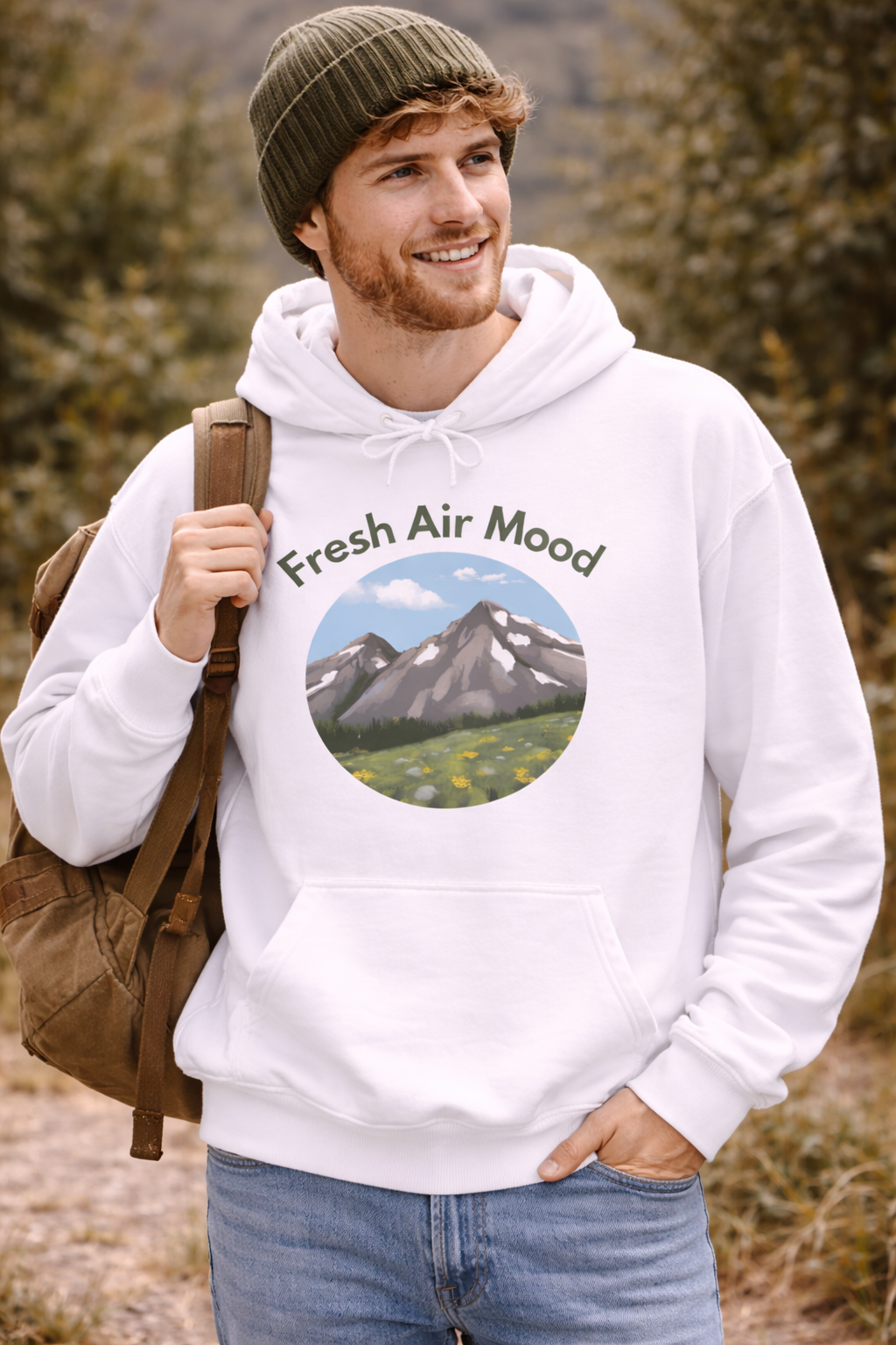 Weißer oder aschgrauer Unisex Hoodie mit dem Schriftzug „Fresh Air Mood“ und Berglandschaft-Motiv für Wanderer, Naturliebhaber und Outdoor-Fans.