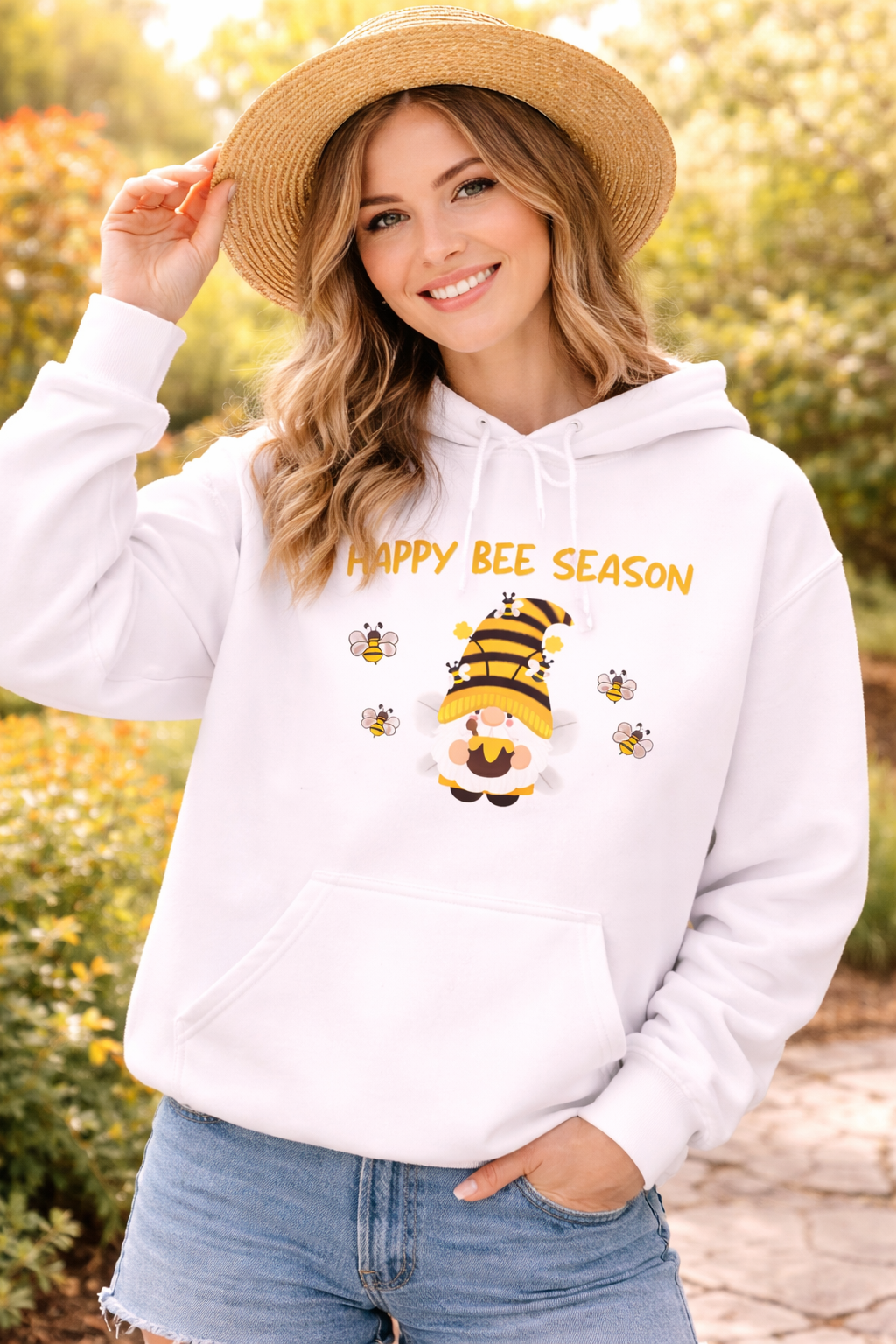 Happy Bee Season Hoodie – Süßer Frühlings Hoodie mit Bienen – Hoodie mit Wichtel Design