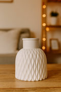 Keramik Vase geriffelt filigran handgefertigt weiß Farbwunsch Trockenblumen Vase Wohnaccessoire Deko