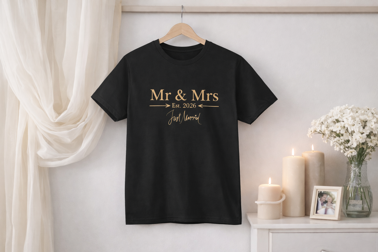 T-Shirt „Mr & Mrs Est. 2026“ – Just Married Shirt – Hochzeits Geschenk für Paare