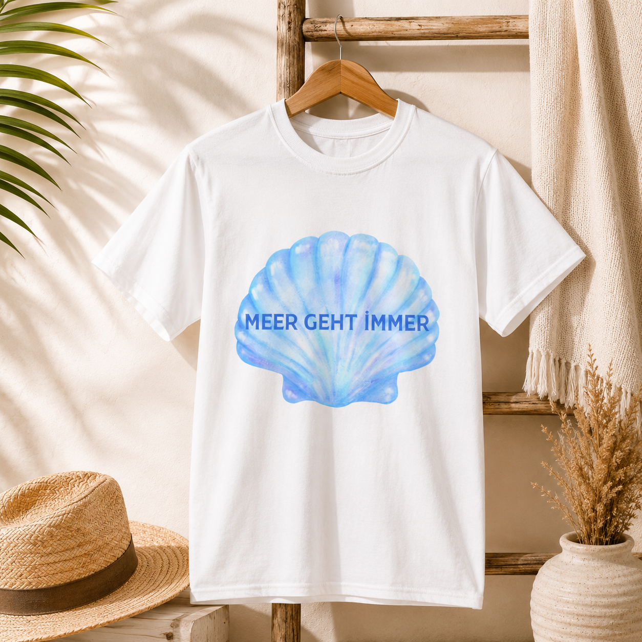 Meer geht immer T-Shirt | Sommer Shirt mit Muschel | Urlaub Meer Strand Shirt Damen Herren
