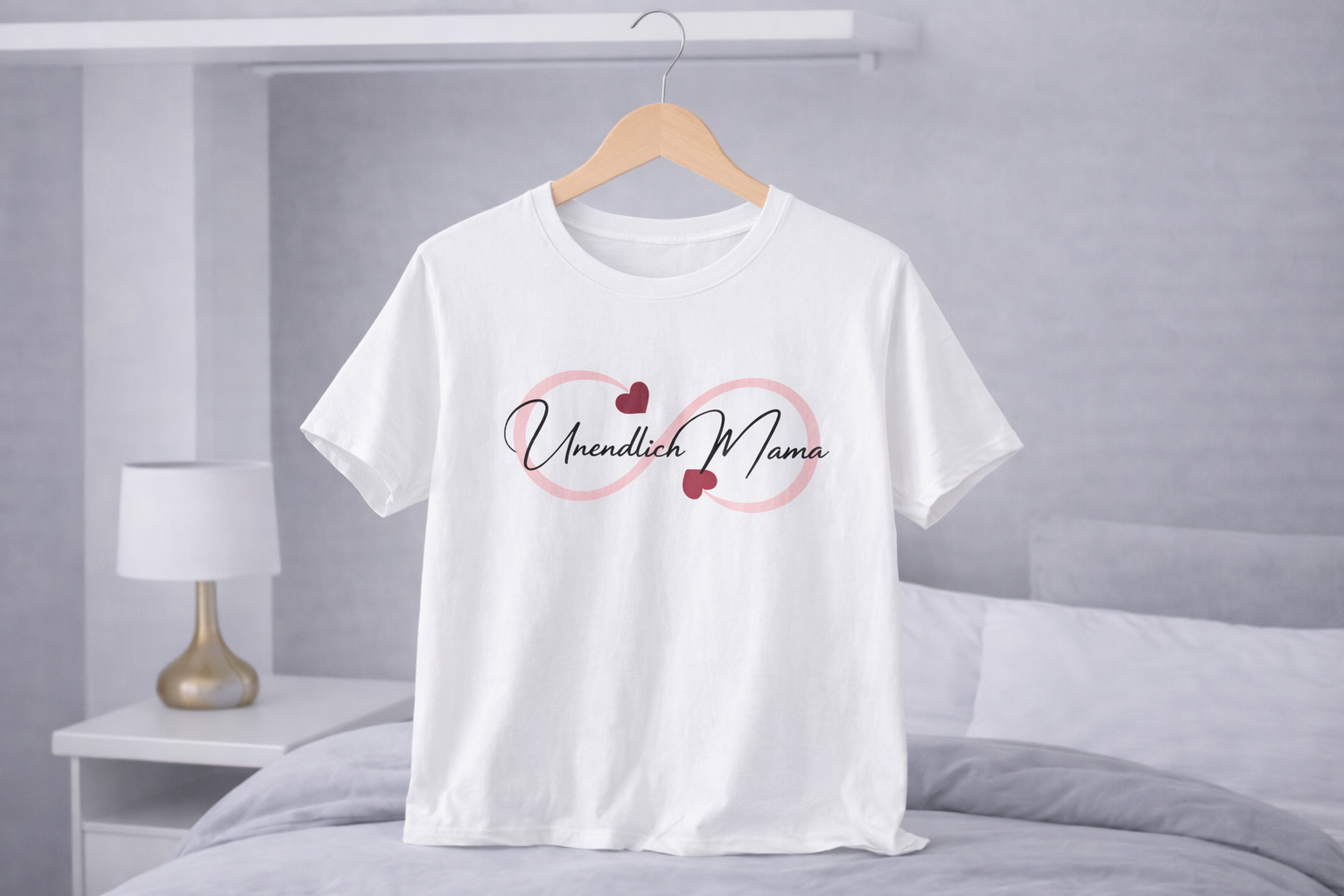 Unendlich Mama T-Shirt – Geschenk für Mama – Liebevolles Muttertag Shirt – Mama Geschenk Idee