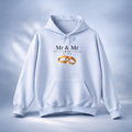 Hoodie „Mr & Mr Est. 2026“ – Hochzeit Hoodie für Paare – Partnerlook – Weiß & Hellblau
