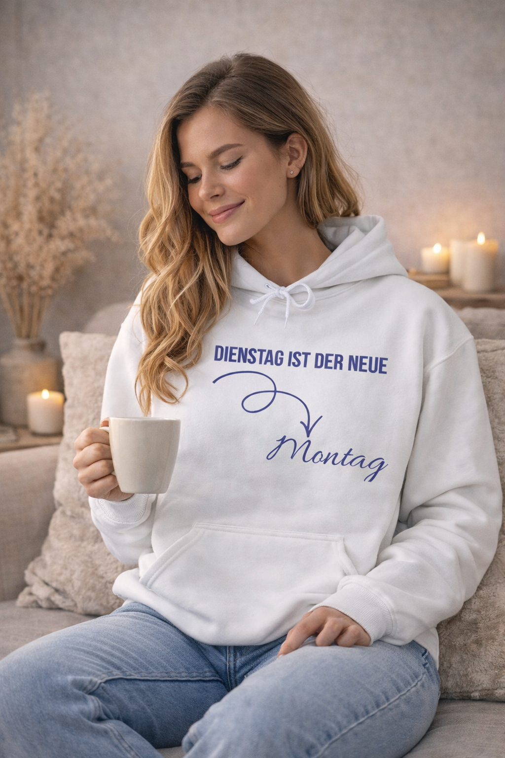 Dienstag ist der neue Montag Hoodie – Lustiger Spruch Hoodie – Cozy Hoodie für Alltag & Büro
